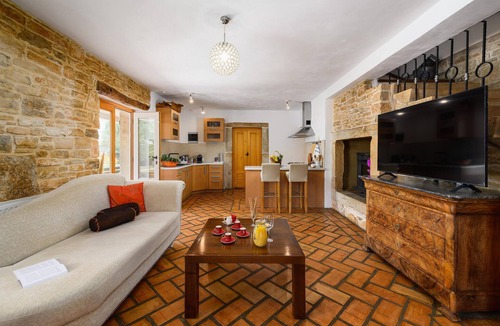 Heraki House | Gorgeous home in Sveti Lovrec