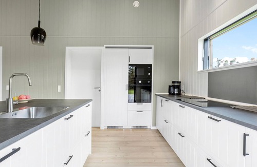 Nordost House | Gorgeous home in Sæby with sauna