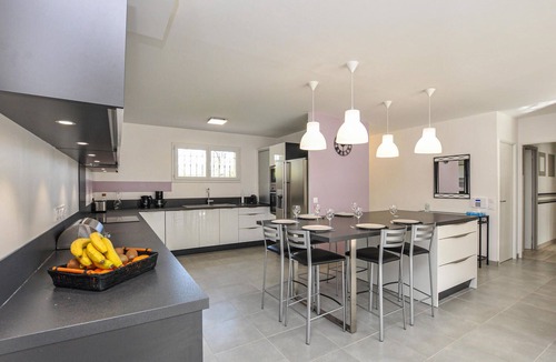 Salernes House | Gorgeous home in Salernes
