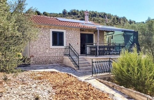 Island Dugi Otok House | Gorgeous home in Sali with WiFi