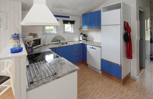 Samsø House | Gorgeous home in Samsø with house sea view