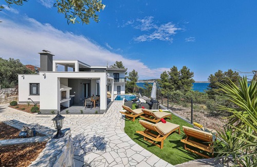 Seget Donji House | Gorgeous home in Seget Donji