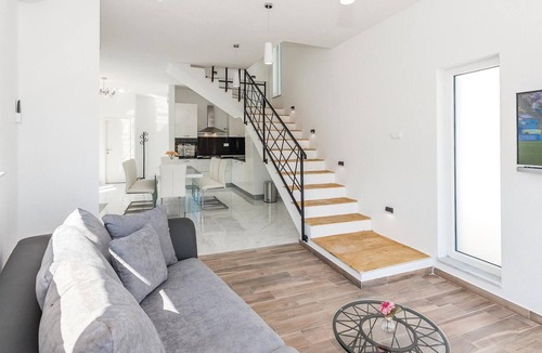 Brodarica House | Gorgeous home in Sibenik