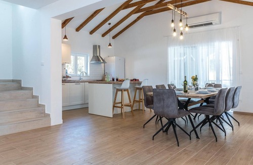 Sibenik House | Gorgeous home in Sibenik