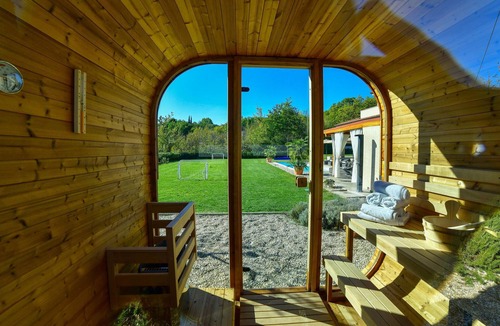 Suhac House | Gorgeous home in Sinj with sauna