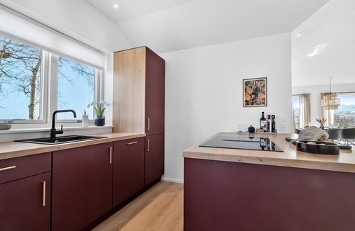 Grønninghoved Strand House | Gorgeous home in Sjølund with kitchen