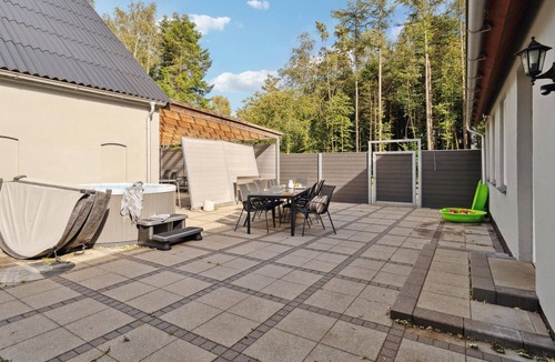 Sonder Omme House | Gorgeous home in Sønder Omme with WiFi