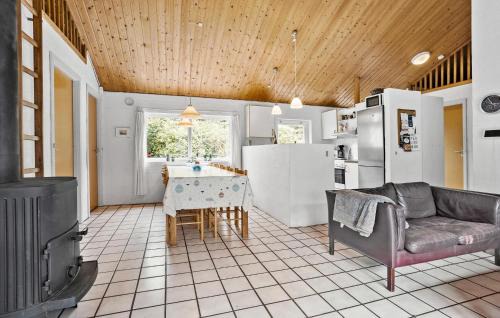 Spøttrup House | Gorgeous Home In Spøttrup With Sauna
