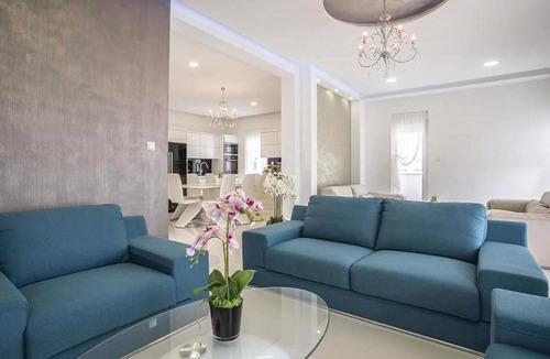Stobrec House | Gorgeous home in Stobrec with sauna