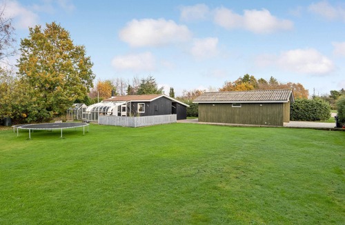 Egense House | Gorgeous home in Storvorde with WiFi