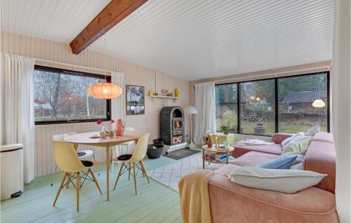 Strøby Ladeplads House | Gorgeous Home In Strøby With Kitchen