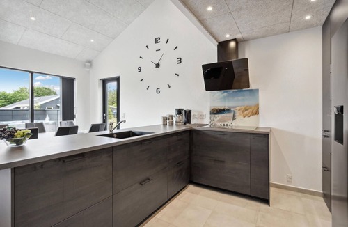 Skaven Strand House | Gorgeous home in Tarm with WiFi