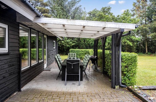 Skaven Strand House | Gorgeous home in Tarm with sauna