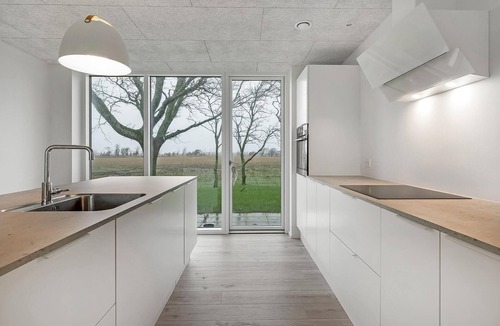 Tarm House | Gorgeous home in Tarm with WiFi