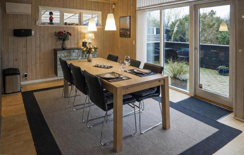 Skaven Strand House | Gorgeous Home In Tarm With Sauna