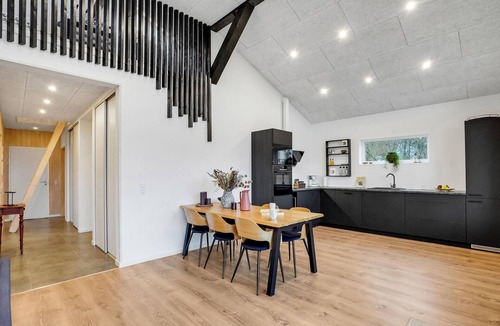Thyholm House | Gorgeous home in Thyholm with WiFi