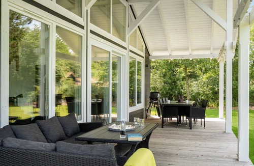 Thyholm House | Gorgeous home in Thyholm with WiFi