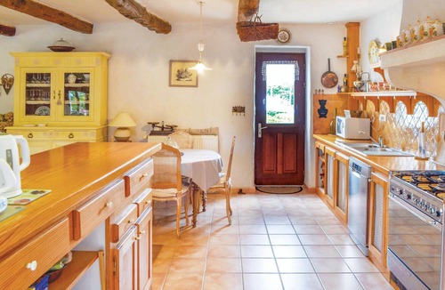 Tregunc House | Gorgeous home in Trégunc with kitchen
