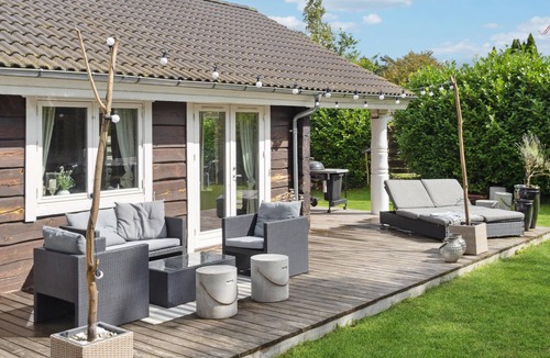 Marielyst House | Gorgeous home in Væggerløse with sauna