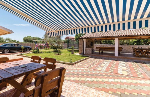 Valbandon House | Gorgeous home in Valbandon