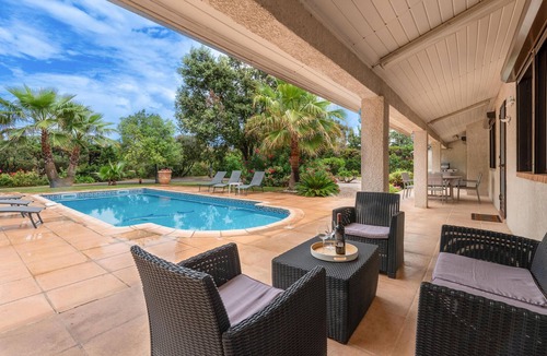 Vias House | Gorgeous home in Vias