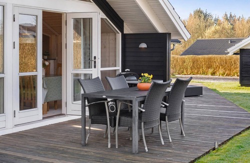 Vinderup House | Gorgeous home in Vinderup with sauna