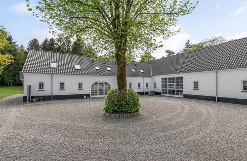 Vorbasse House | Gorgeous home in Vorbasse with sauna