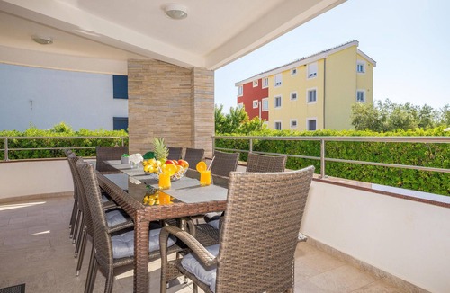 Zaton House | Gorgeous home in Zaton