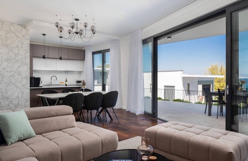 Zidarici House | Gorgeous home in Zidarici