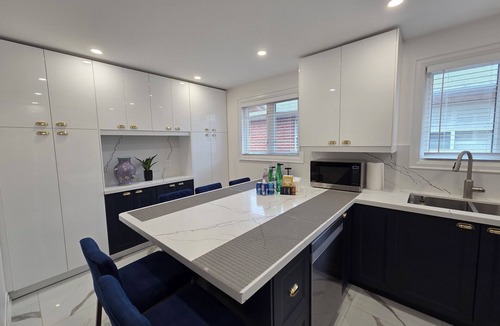Malton House | Gorgeous Home near Pearson Airport, FIFA stays