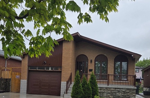 Malton House | Gorgeous Home near Pearson Airport, FIFA stays