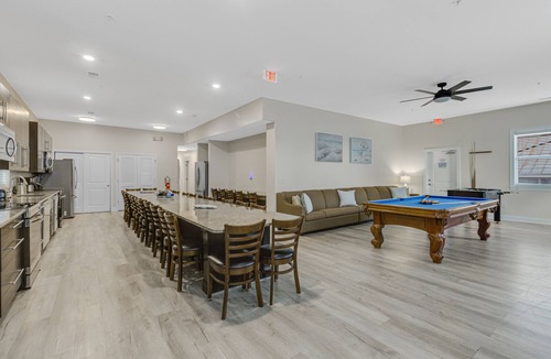 Cherry Grove Beach House | GORGEOUS HOME+Large Groups+SLEEPS 48+PRIVATE POOL+NEXT TO BEACH+GREAT AMENITIES!