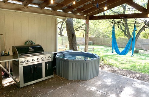 Austin House | Gorgeous Home - Wellness Retreat Short Term