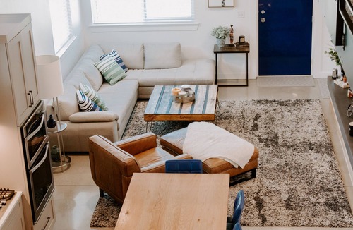 Berwick House | Gorgeous Industrial Loft with Open Concept