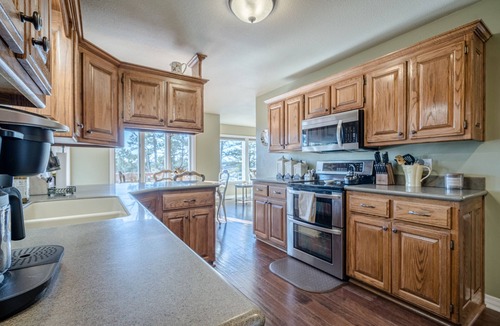 Hot Springs Village House | Gorgeous Lake Views, 2 living areas, large porch, Central Location