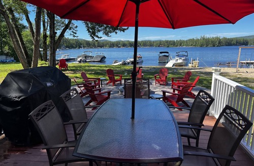 The Bays House | Gorgeous Lake Front Home - Renovated in 2026!