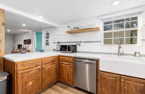 Flint House | Gorgeous Lake Front Retreat, Private Dock and Boathouse!