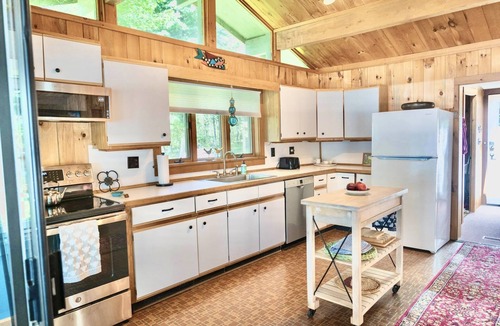 Franklin House | Gorgeous Lakefront-Close to Acadia "Schoodic+Bar Harbor" 4 Kayaks Included-Pets