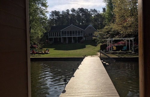 Littleton House | Gorgeous Lakefront Home