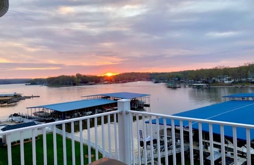 Sunrise Beach Condo | Gorgeous Lakeview Balcony Condo with 4 BDRM/3BA and Heated Pool