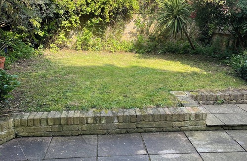 Kilburn Apartment | GORGEOUS, LARGE 3 BED, GARDEN FLAT,