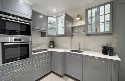 Quartier du Gros-Caillou Apartment | Gorgeous Light-Filled 2 Bedroom in the Sought-After Left Bank