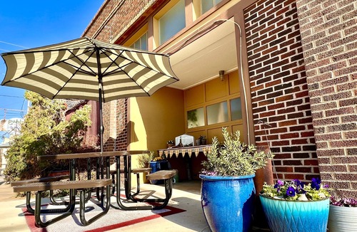 Brownwood Apartment | Gorgeous loft in historic building near HPU, restaurants, shops.