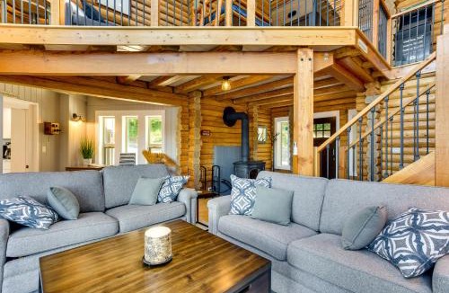 Lacey House | Gorgeous Long Lake Home w/Dock, Kayak, SUP & More