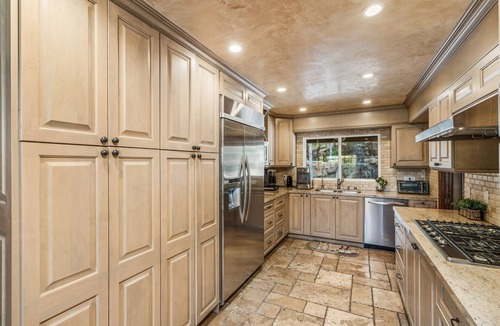 Woodland Hills Villa | Gorgeous Malibu Adjacent Tropical Home with Resort Backyard