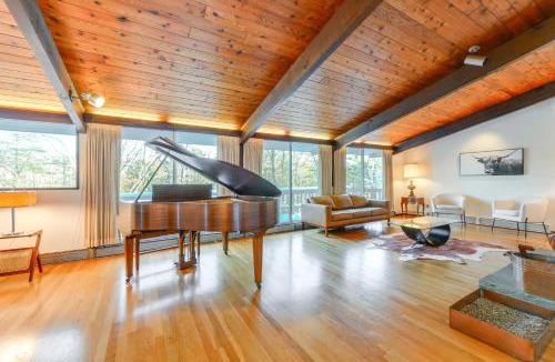 Dover House | Gorgeous MCM Deck House Near Gillette Stadium!