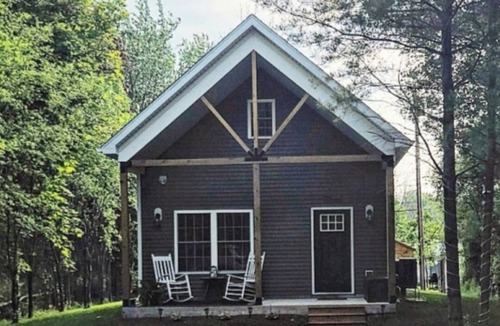 Cumberland Head Cabin | Gorgeous New 2-Bedroom Private Cabin in Charming Plattsburgh