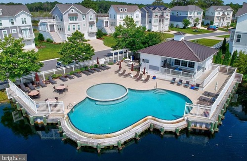Bethany Beach House | Gorgeous North Bethany Beach luxury home