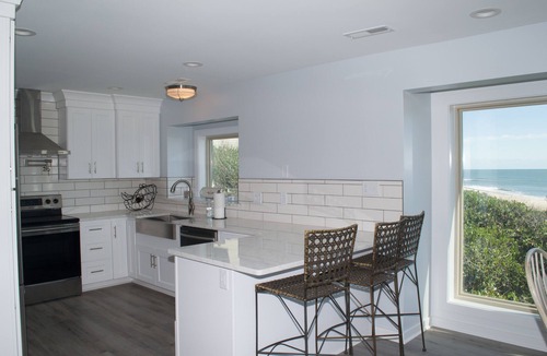 Pine Knoll Shores Condo | GORGEOUS OCEAN FRONT CONDO!