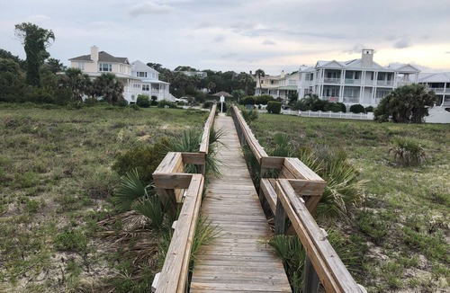 Tybee Island House | Gorgeous OCEAN Views and steps to private boardwalk!